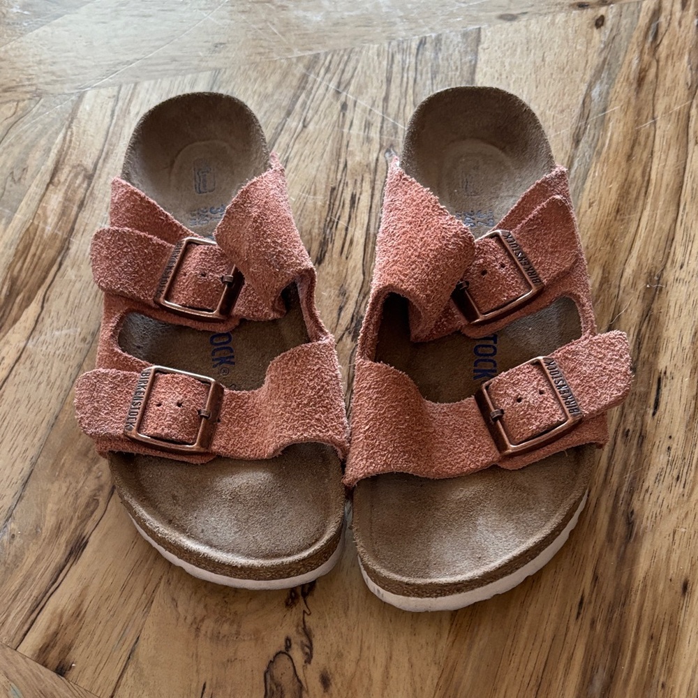 Birkenstock Women's Sandals - Rust Suede
